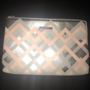 Stella and dot make up purse